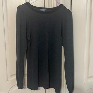 Hard tail puff sleeve grey shirt